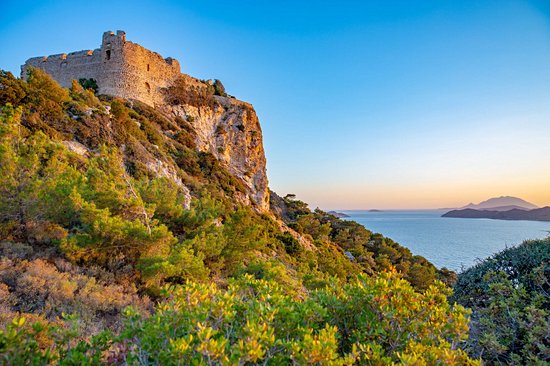 Les Châteaux de Monolithos, de Kritinia et de Charaki