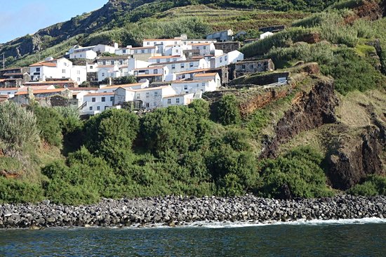 Vila do Corvo