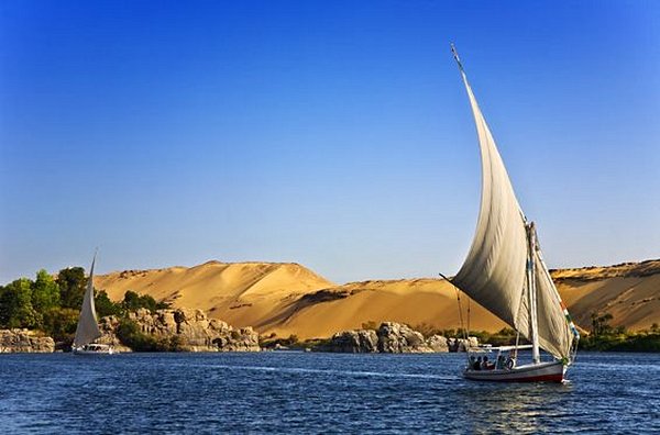 Voguer sur le Nil en felouque