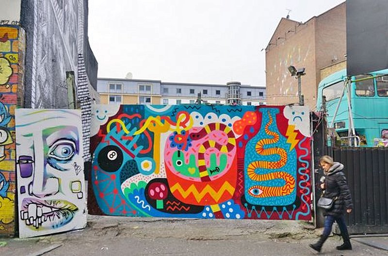 Observer les œuvres de street art