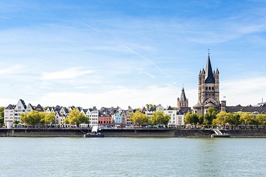 Les quais du Rhin