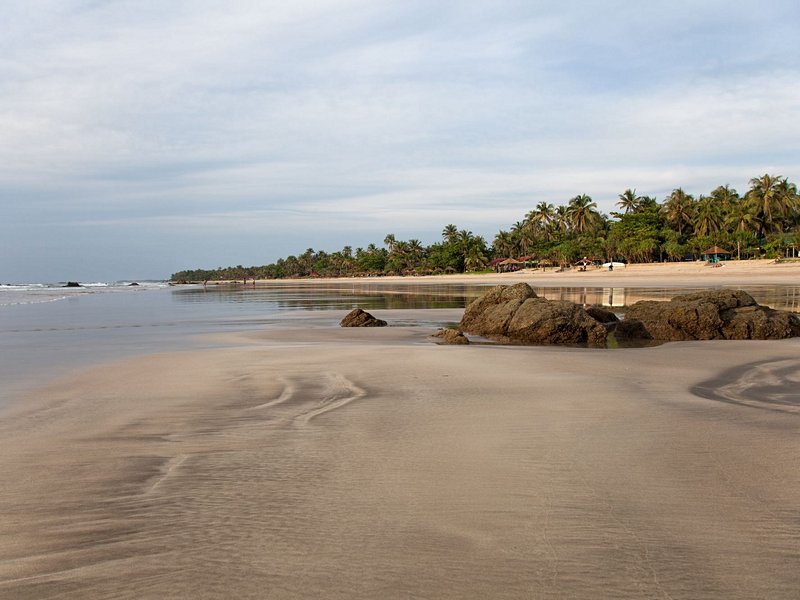 Ngwe Saung beach