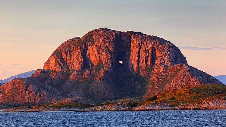 Le Torghatten 3