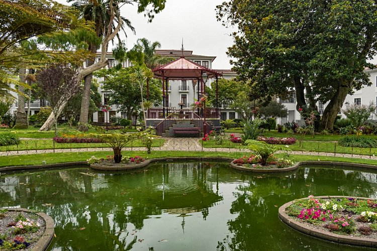 La pause sucrée au jardin public Duque da terceira