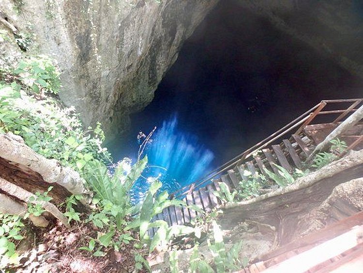 Cenote Nayah, Pixyá