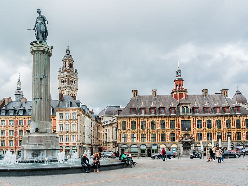 La place du Général-de-Gaulle
