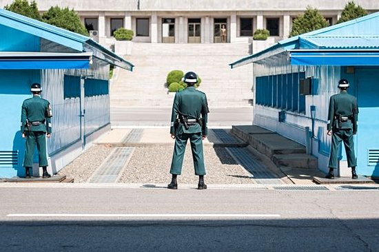 Visiter la DMZ
