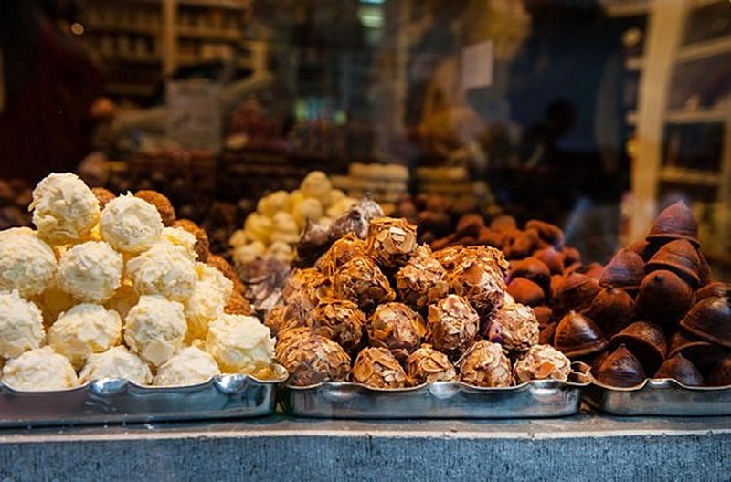 Manger du chocolat