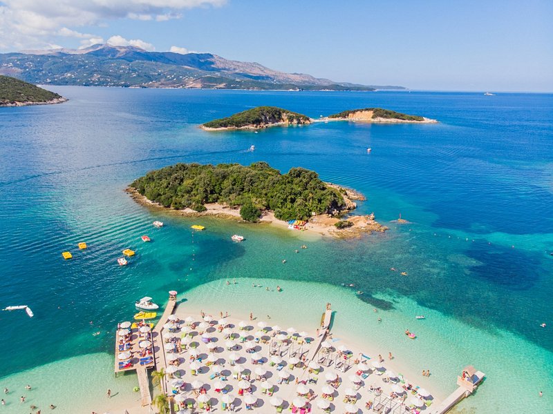 La Riviera Albanaise