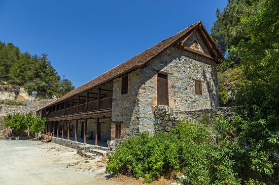 Lagoudera