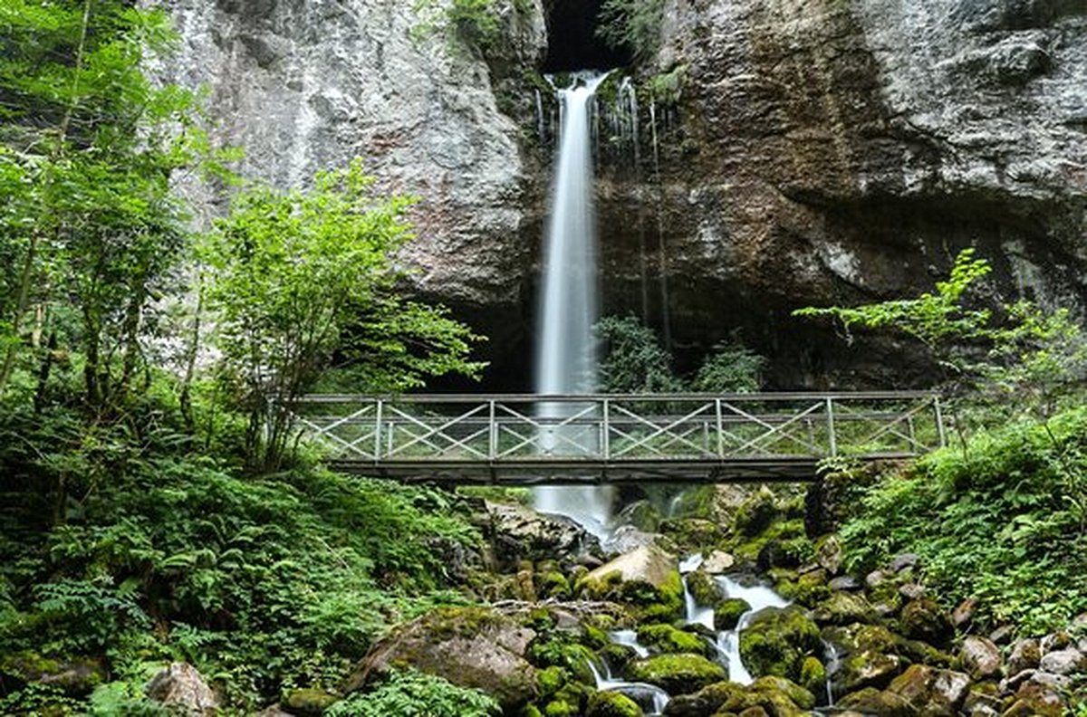 Randonner dans les Gorges de la Kakuetta