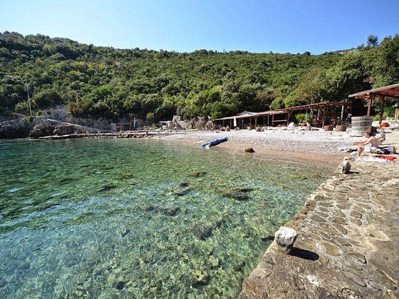 Dobrec beach, Herceg Novi