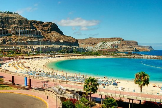 La plage de Amadores