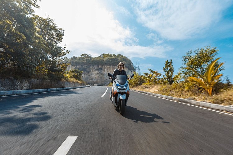 La route de la côte en scooter