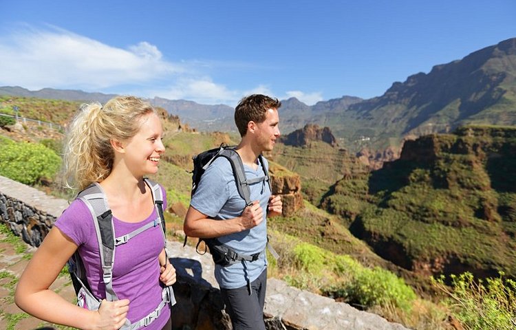 Grande Canarie, le bonheur pour les randonneurs avec d’innombrables sentiers offrant de beaux points de vue sur l’île.
