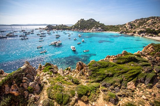Sur la côte d’Emeraude - Cala Corsara