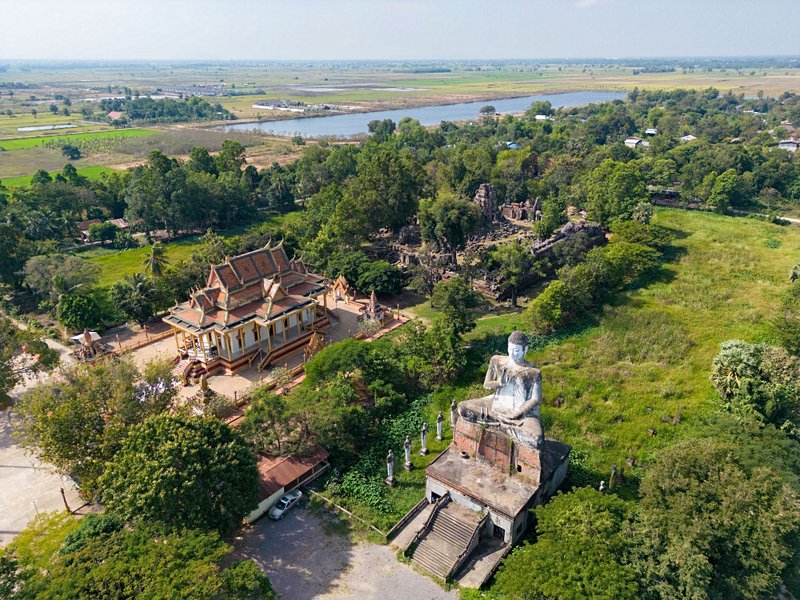 Wat Ek Phnom