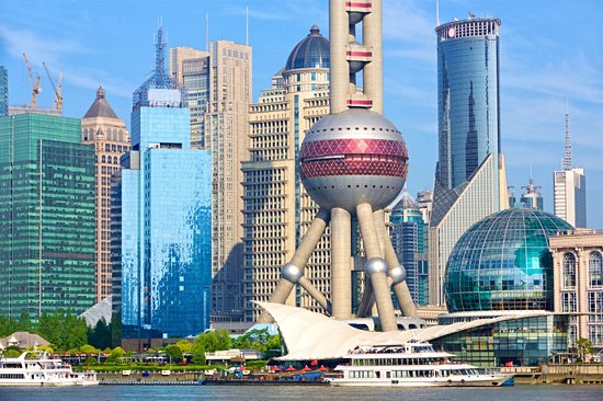 Le Bund de Shanghai et la vue sur le quartier Pudong