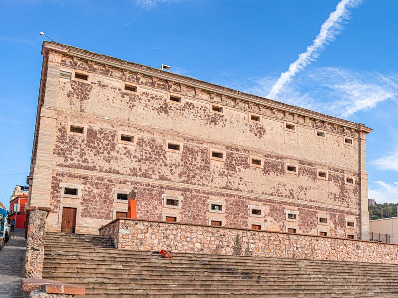 Museo Regional de la Alhóndiga de Granaditas