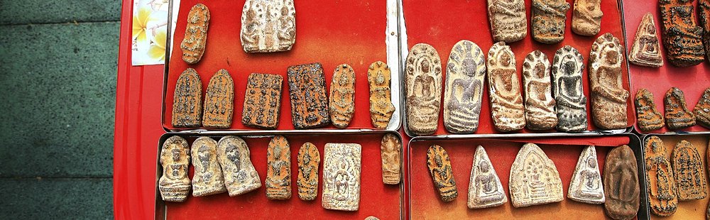 Le marché aux amulettes de Bangkok
