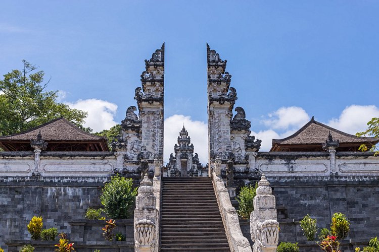 Le temple de Lempuyang 2