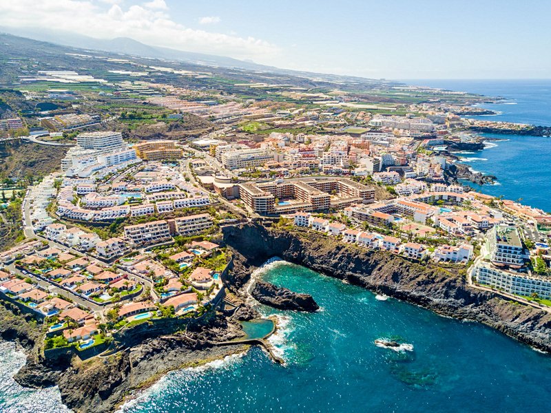 Los Gigantes