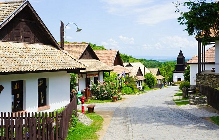 Le village de Holloko