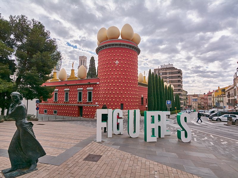 Salvador Dali en Catalogne