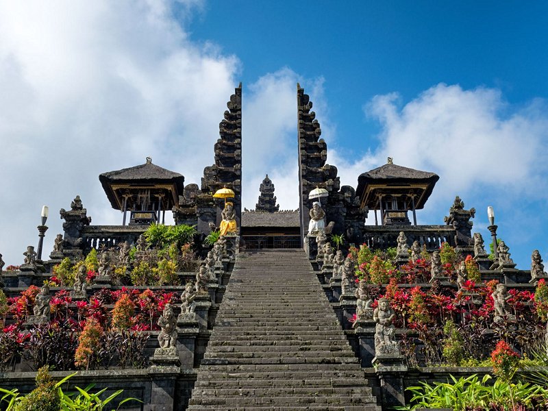 Mont Agung et le temple Besakih