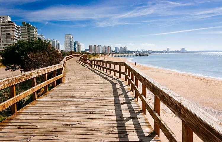 La plage de Punta del Este