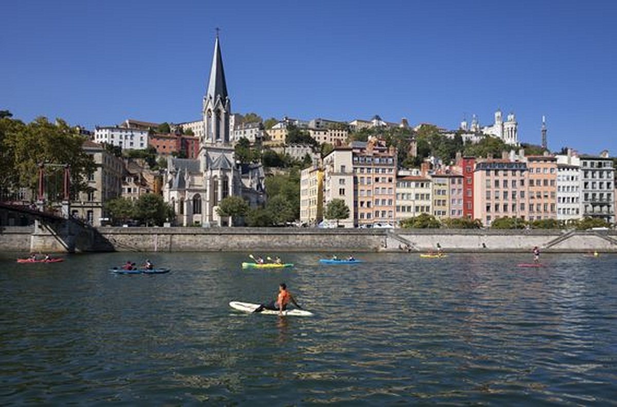 Pagayer sur la Saône