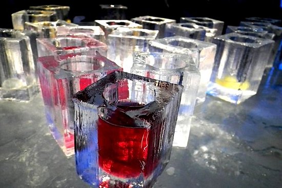 Boire un verre au Faraday Bar