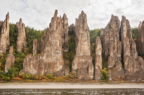 Parc national des colonnes de la Léna