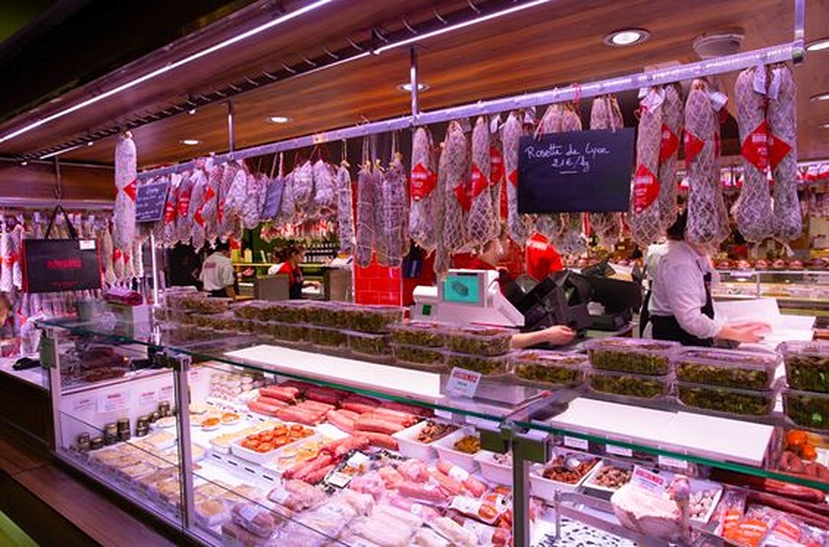 Prendre un brunch aux Halles Bocuse