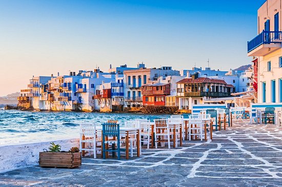 Le village de Chora et le quartier de la petite Venise