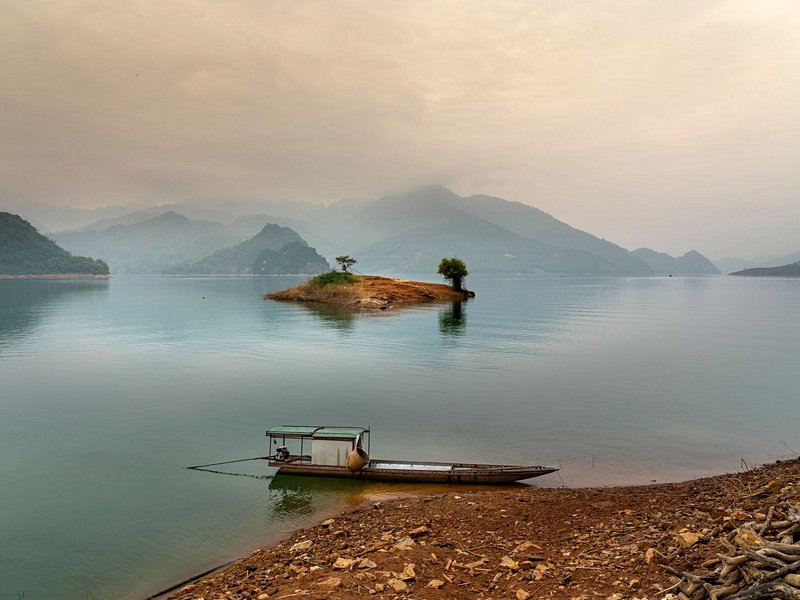 Lac Hoa Binh