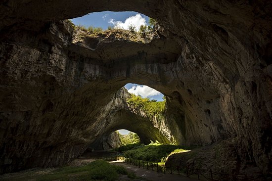 Devetashka Cave
