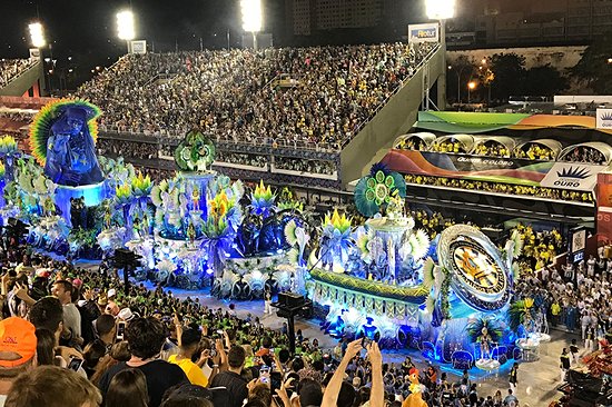 À Rio, le Carnaval sous toutes ses formes