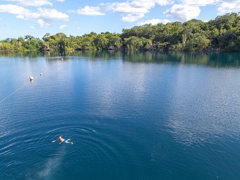 Cenote Azul, Bacalar