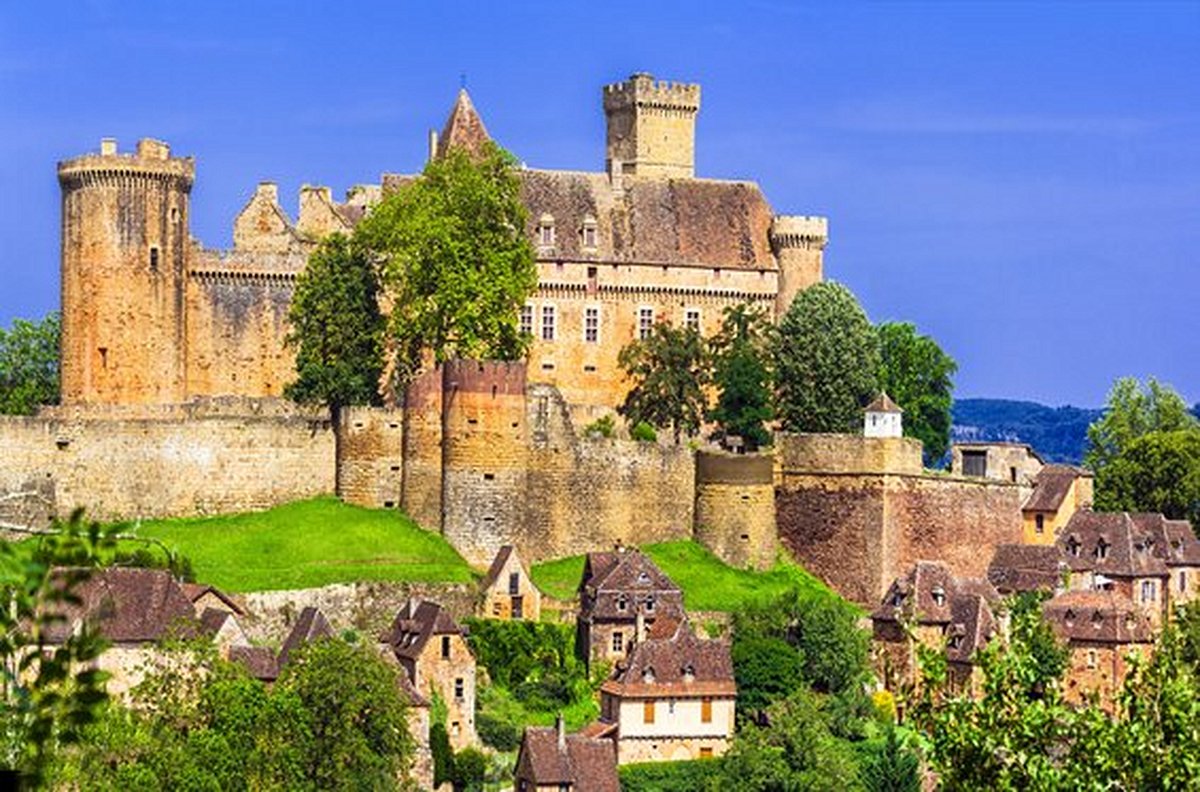 Visiter quelques-uns des 1001 châteaux de Dordogne