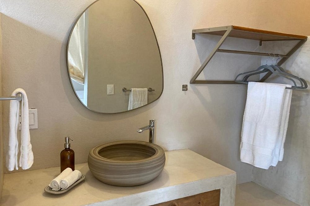 The Mantarraya Outpost