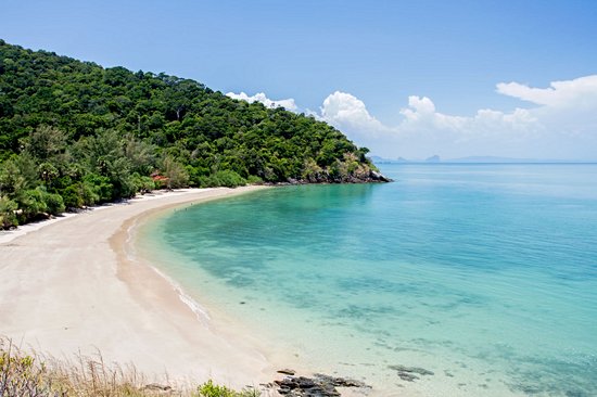 La plage de Ba Kan Tiang à Koh Lanta