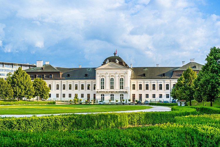 Le palais Grassalkovich (palais présidentiel) 2