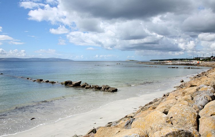 Respirez l’air de la baie de Salthill 3