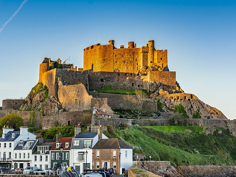 Gorey et le Mont Orgueil