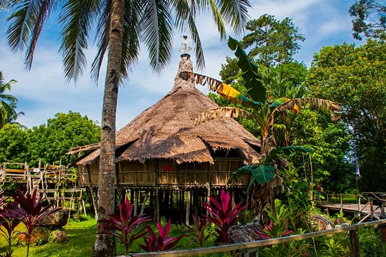 Les villages traditionnels du Sarawak