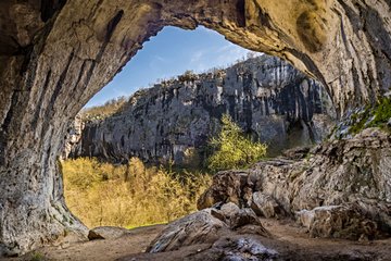 La grotte de Prohodna, Karloukovo