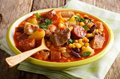 Plat traditionnel, le cachupa