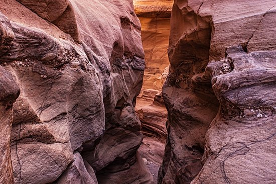 Montagnes et désert : Canyon rouge