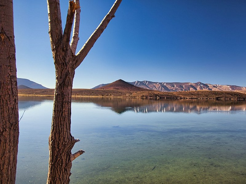 Imilchil et les lacs Tislit et Isli